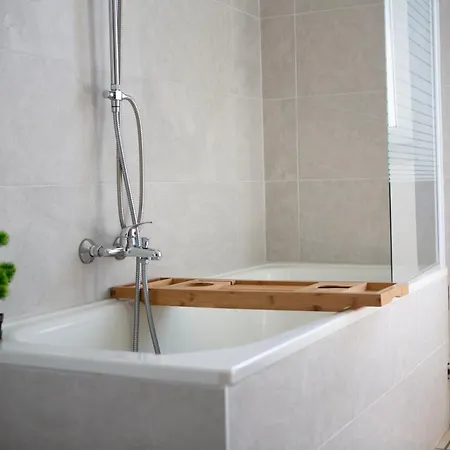 Le Citadin - Centre - Musee Automobile - Parc Expo *